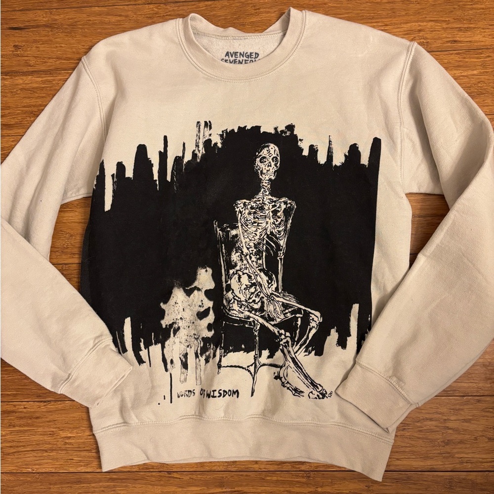 Avenged Sevenfold tour Cream Skeleton Print Men's Sweatshirt size small